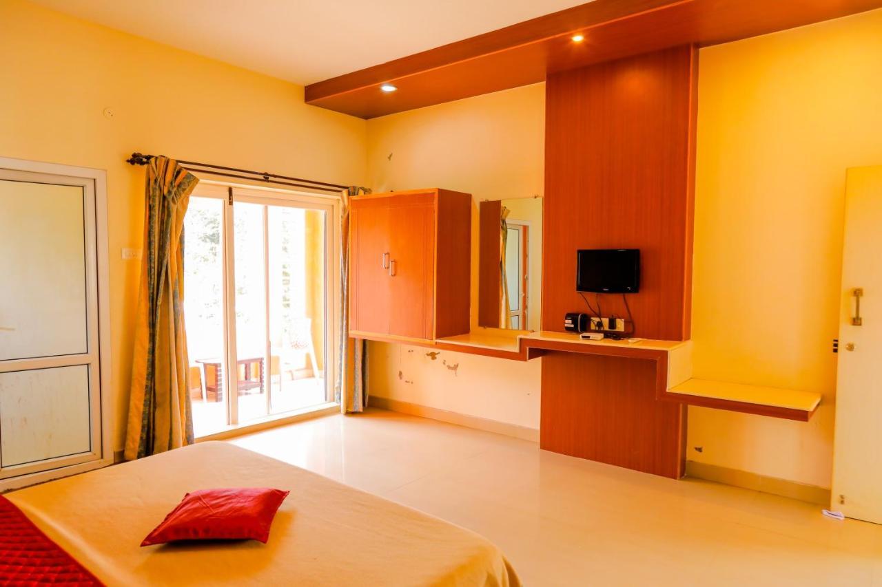 Hotel Jk Grand Yercaud Extérieur photo